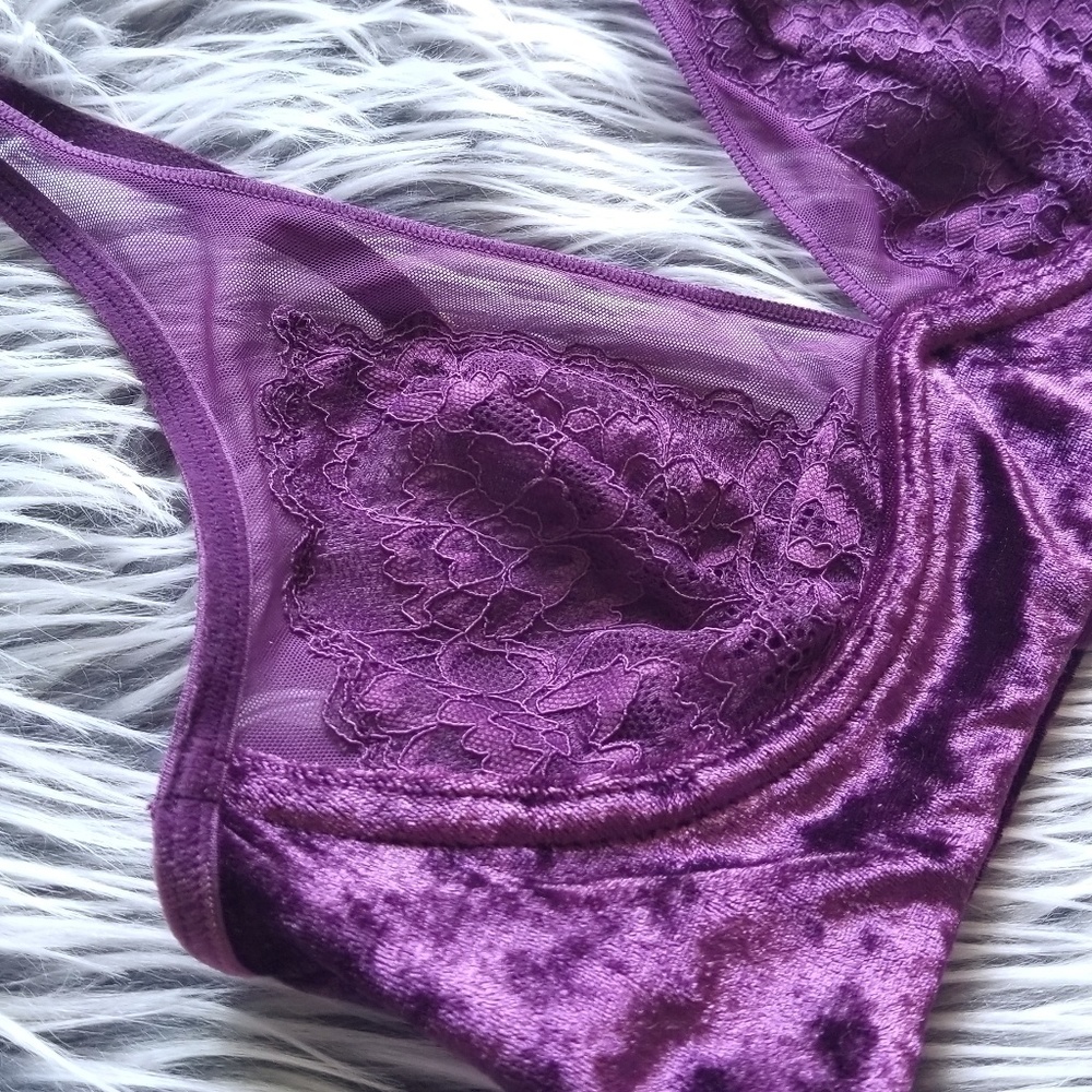 🔥FINAL PRICE🔥NWT PLUM VELVET & LACE BRA - Picture 3 of 6
